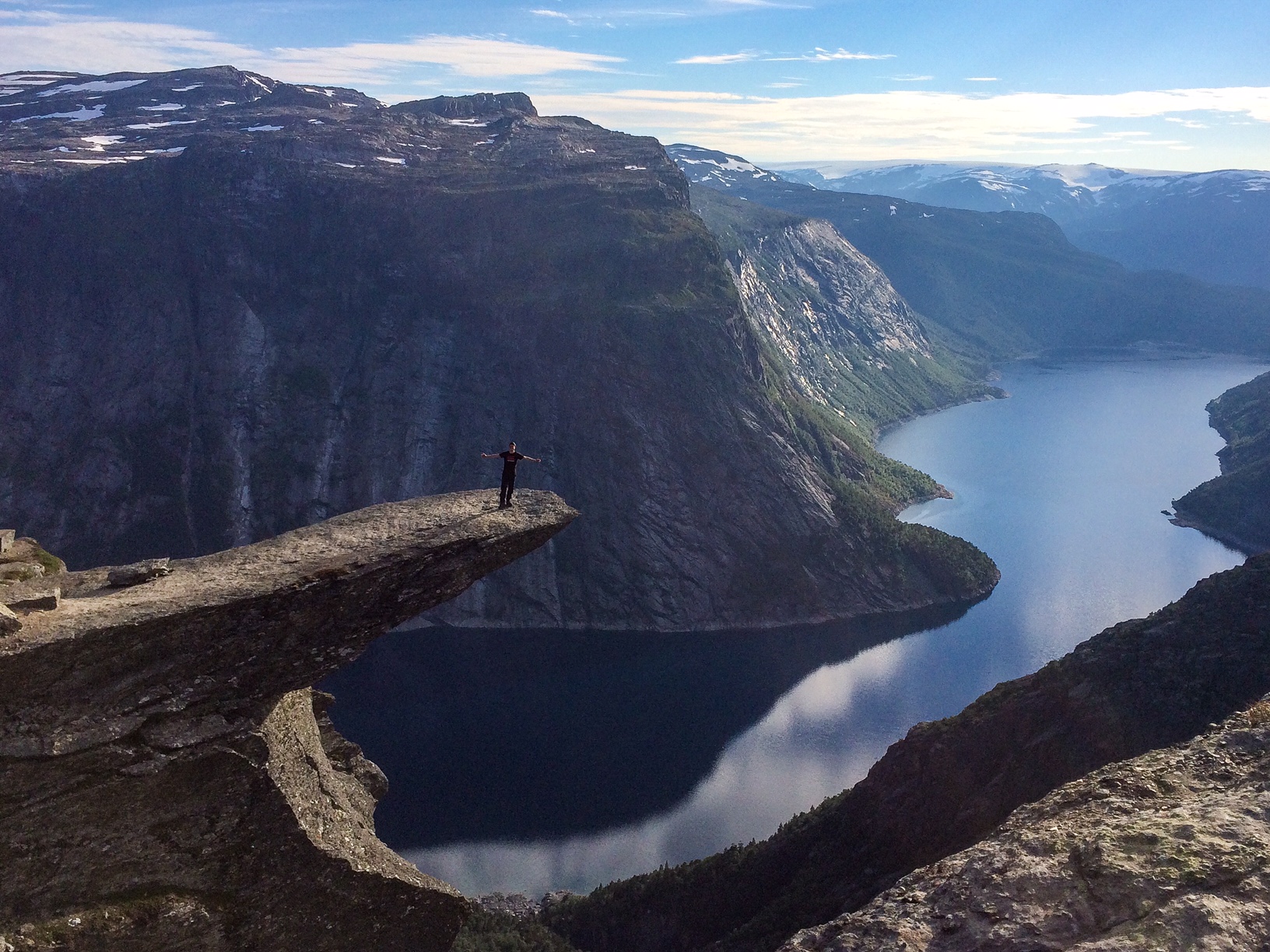 How to do the Trolltunga Hike